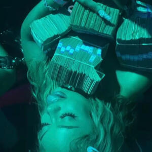 Sayco的專輯MONEYCASH BODYCOUNT (feat. Kvvvme) [Explicit]