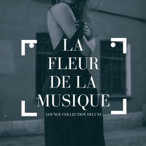 Listen to Mon Rêve Mystique (French Café Chillout Mix) song with lyrics from Sweet Velvet