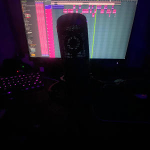 default playlist img