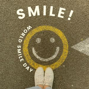 Dengarkan Il sorriso lagu dari Castellina dengan lirik