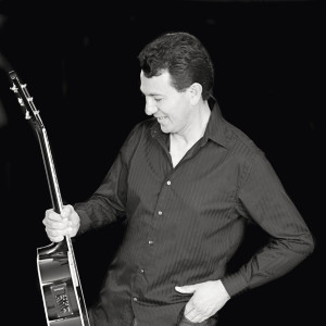 Album Dame Tu Sonrisa from Fernando Daniel