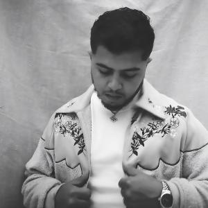 收聽Guber的Sacoche Pleine歌詞歌曲