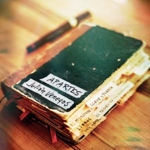 Julián Venegas的專輯Apartes
