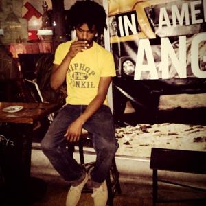 收听Cypher the Avatar的Love Thang(feat. Nina Blue & Mateo Escobar)[BONUS] (Explicit)歌词歌曲