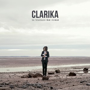 收听Clarika的Robbie歌词歌曲