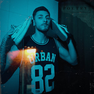 Listen to Due scarpe (Explicit) song with lyrics from Fusorario