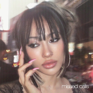 ดาวน์โหลดและฟังเพลง missed calls (Phone Version) พร้อมเนื้อเพลงจาก GENA DESOUZA