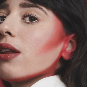 ดาวน์โหลดและฟังเพลง Love Not Loving You พร้อมเนื้อเพลงจาก Foxes