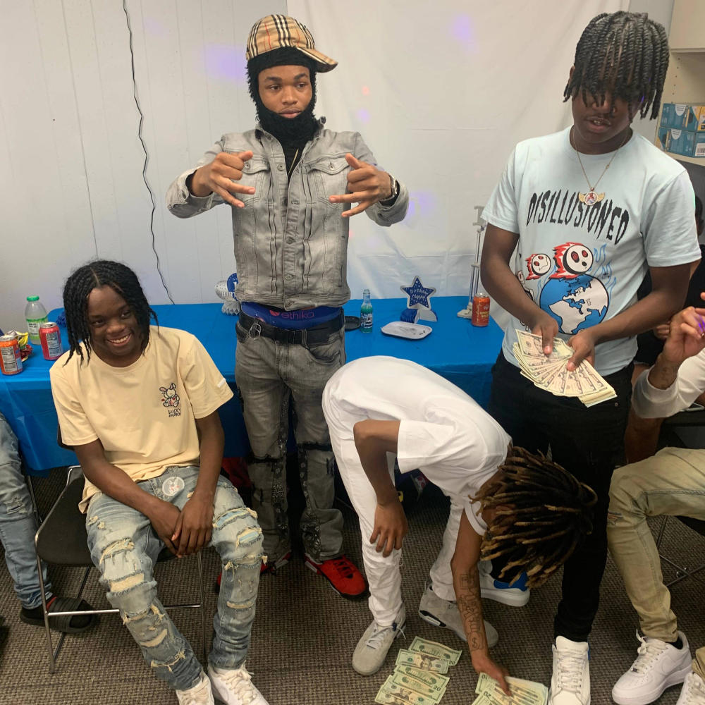 Twerk it (feat. Zavy50 & Escobar Jay) (No Click-Up) (Explicit)