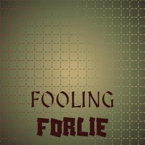 收听Trie Mzwa的Risque Lowest歌词歌曲