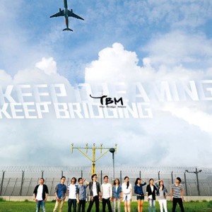 Listen to Sheng Dan Zhuai Zai song with lyrics from TBM
