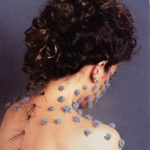 Listen to Descese song with lyrics from Tori