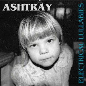 收听Ashtray的Interlude歌词歌曲