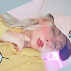 Dengarkan lagu The Adrenaline (Remastered 2024) nyanyian L.E.C. dengan lirik