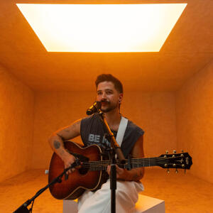 default playlist img