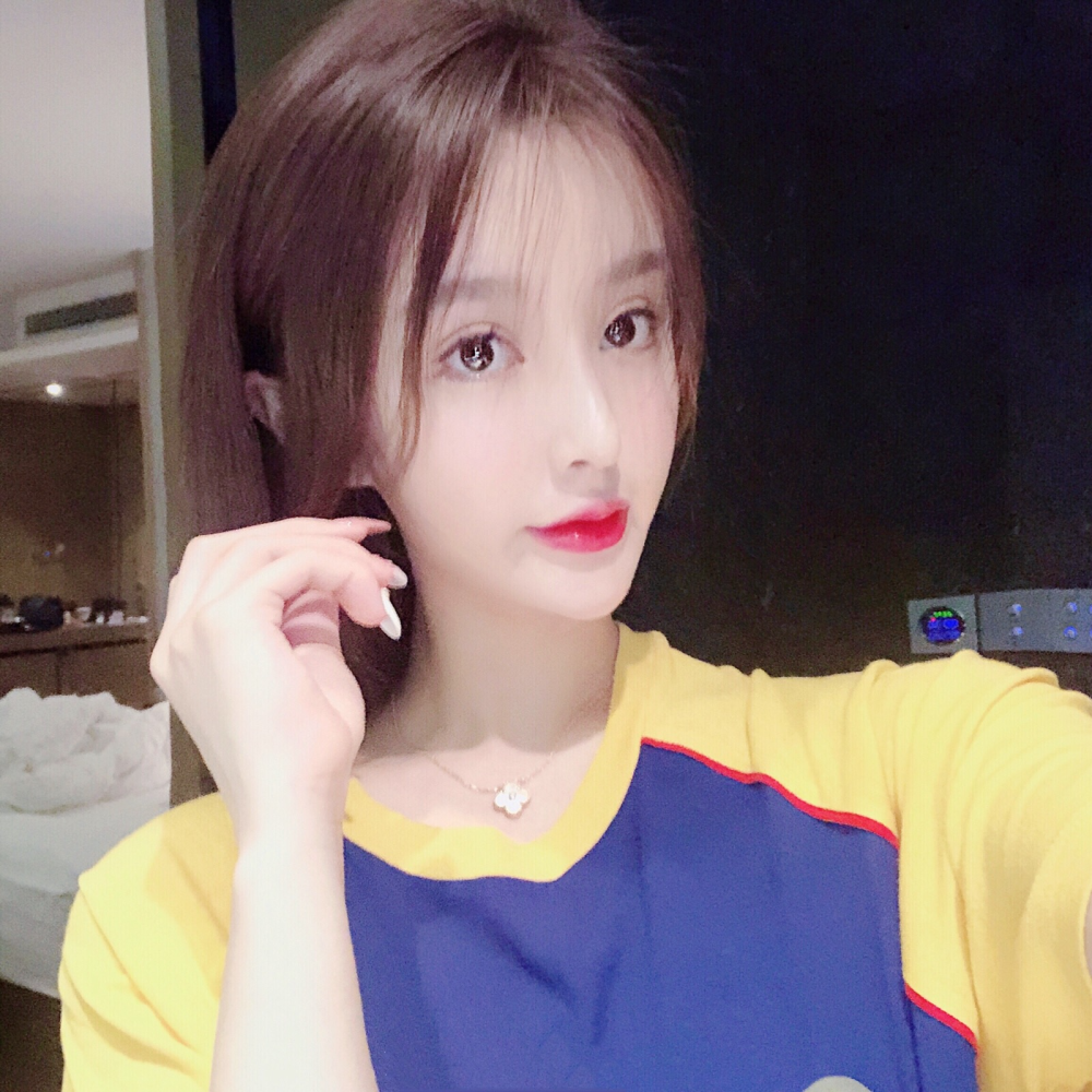 只有我守着安静的沙漠