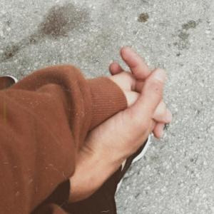 收聽Enika的Para Sa'yo歌詞歌曲