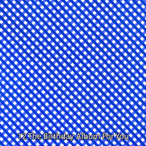 Dengarkan lagu Happy Birthday With Clarinet nyanyian Happy Birthday dengan lirik