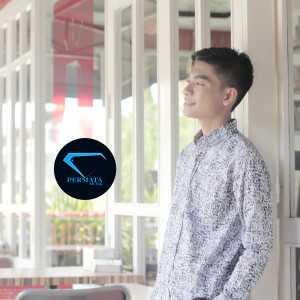 Listen to Dirimu Yang Terindah song with lyrics from Yoga Vhein