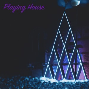 Saul Williams的專輯Playing House (Explicit)