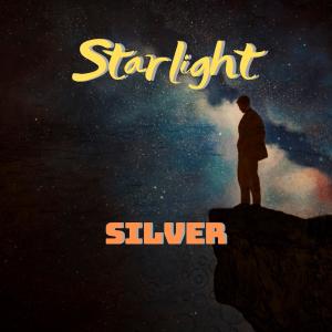 ดาวน์โหลดและฟังเพลง Starlight (Instrumental) พร้อมเนื้อเพลงจาก Silver (IT)