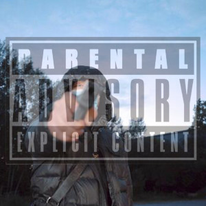 Dengarkan lagu INTRO (Explicit) nyanyian Zizi dengan lirik