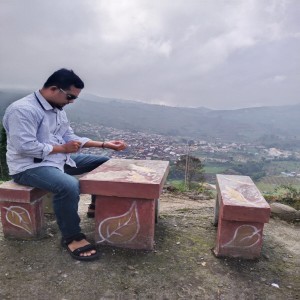 Listen to Sesalku song with lyrics from Egas Sahdu