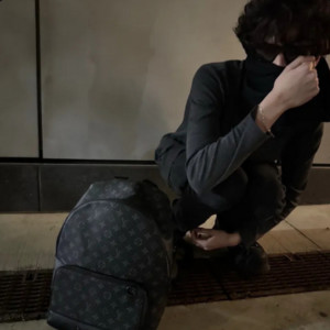 收聽Ishy的Top Floor (Explicit)歌詞歌曲