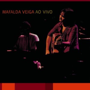 Listen to Escuro e luar (Ao vivo) song with lyrics from Mafalda Veiga