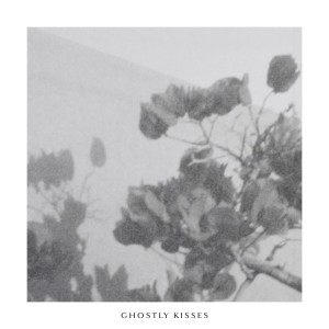 ดาวน์โหลดและฟังเพลง Touch (Acoustic) พร้อมเนื้อเพลงจาก Ghostly Kisses