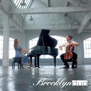 ดาวน์โหลดและฟังเพลง Canon in D พร้อมเนื้อเพลงจาก Brooklyn Duo