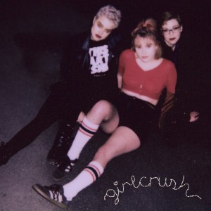 收聽girlcrush的Throwing Like a Girl歌詞歌曲