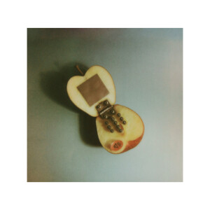 收聽SoulFa靈魂沙發的We Talk To iPhone But Not Our Best Friend歌詞歌曲