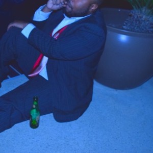ดาวน์โหลดและฟังเพลง Pretty Women (Explicit) พร้อมเนื้อเพลงจาก Eddy Baker