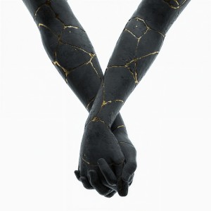 ดาวน์โหลดและฟังเพลง Kingdom of Cards พร้อมเนื้อเพลงจาก Bad Omens