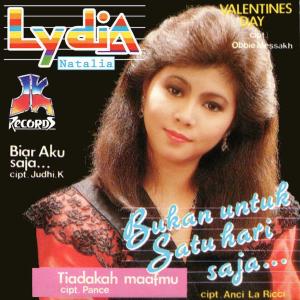 Listen to Satu Tetap Satu song with lyrics from Lydia Natalia