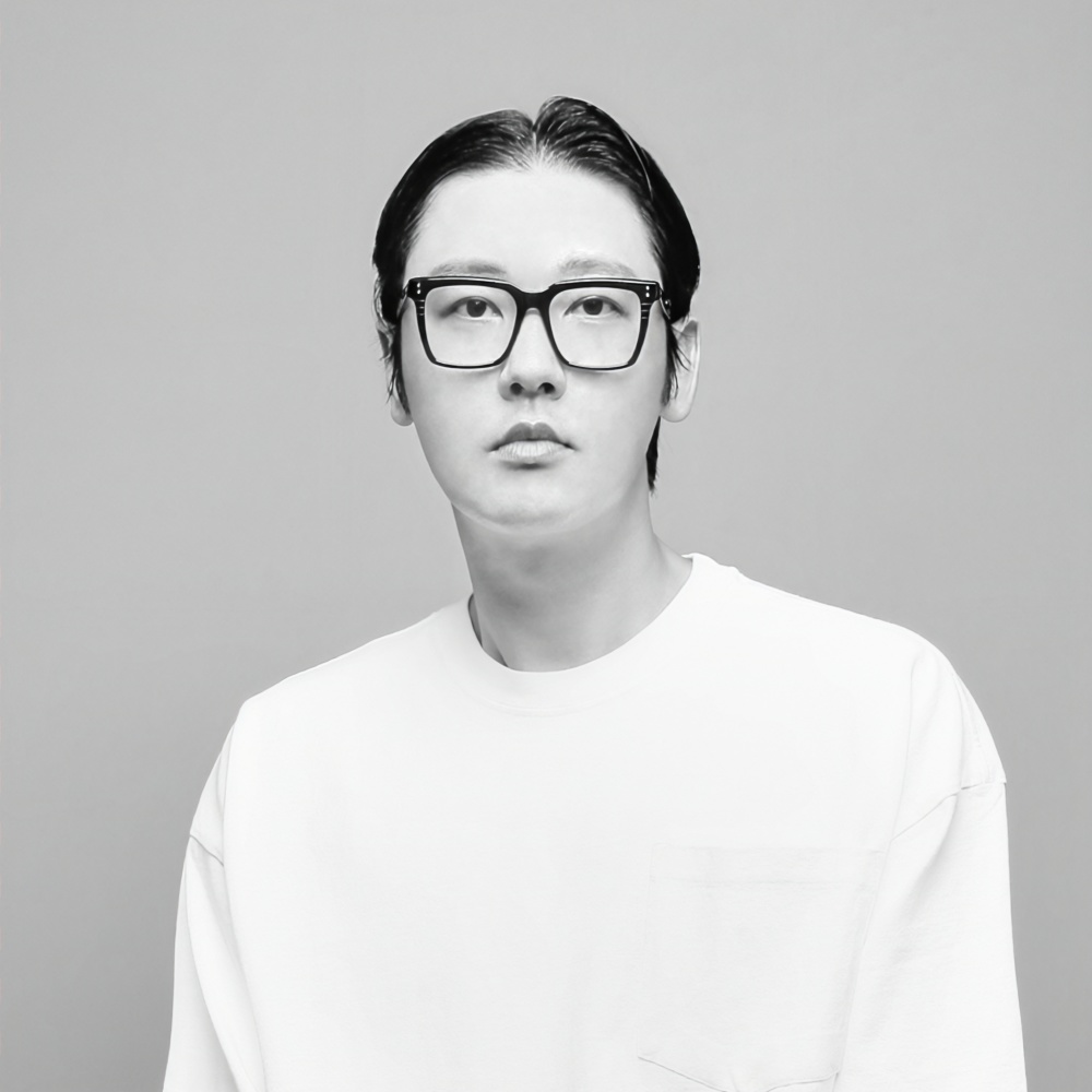 인더스튜디오 (INTHESTUDIO)
