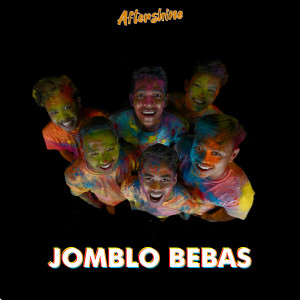 Listen to Jomblo Bebas song with lyrics from Aftershine