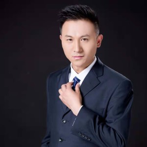 Listen to 领航新时代 (伴奏) song with lyrics from 魏广德