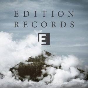 ดาวน์โหลดและฟังเพลง 1666 พร้อมเนื้อเพลงจาก Elliot Galvin Trio