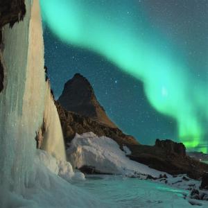 ดาวน์โหลดและฟังเพลง Glacier (No Fx Mix) พร้อมเนื้อเพลงจาก Tennyson Elbow 