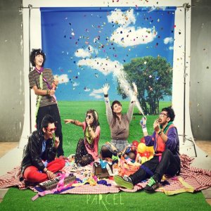 Listen to Lagu Baru song with lyrics from Parcelband