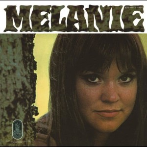 收聽Melanie的Deep Down Low歌詞歌曲