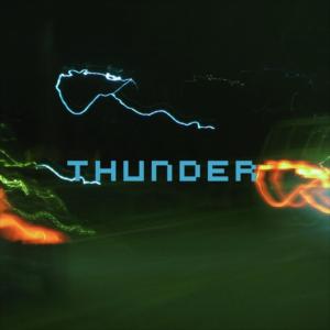 Pyan的专辑Thunder