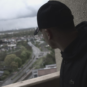 Album Wach (Explicit) from Melotic