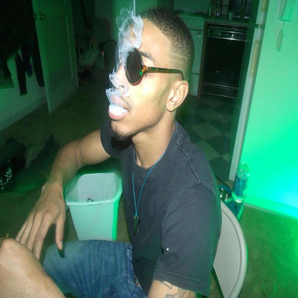 Rebel Stoner(feat. StoNeR Yah) (Explicit)