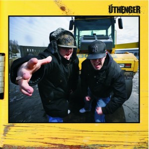 ดาวน์โหลดและฟังเพลง Előre Megfontolt Gondatlanság พร้อมเนื้อเพลงจาก Barbárfivérek