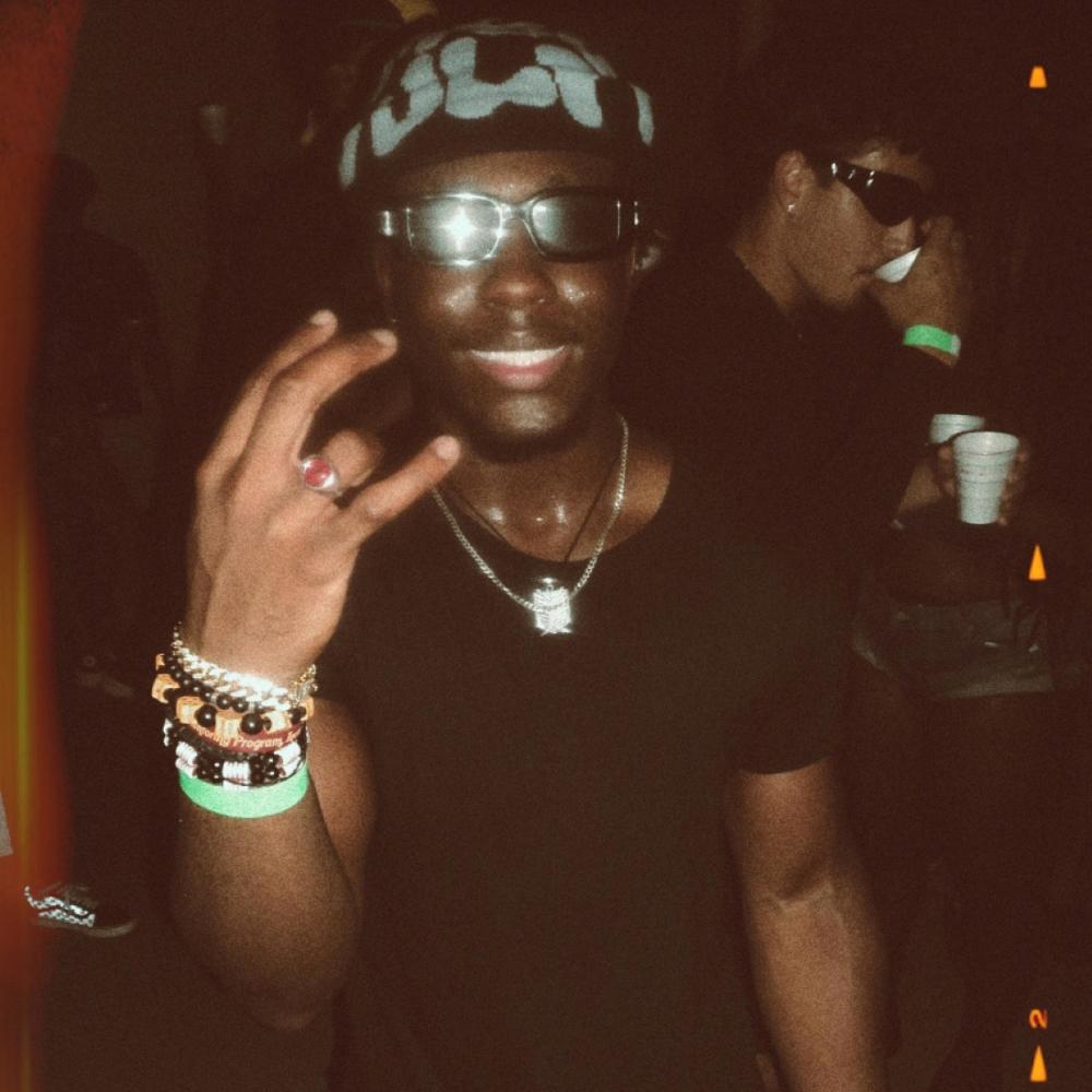 In Dis Bih (feat. 2way.Jude) (Explicit)