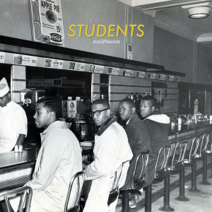 Dengarkan lagu Students (Explicit) nyanyian AntiFrantik dengan lirik