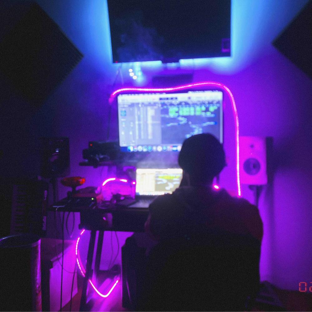CLOUDS (feat. $a13m Sh4wtyy & Dwop) (Explicit)
